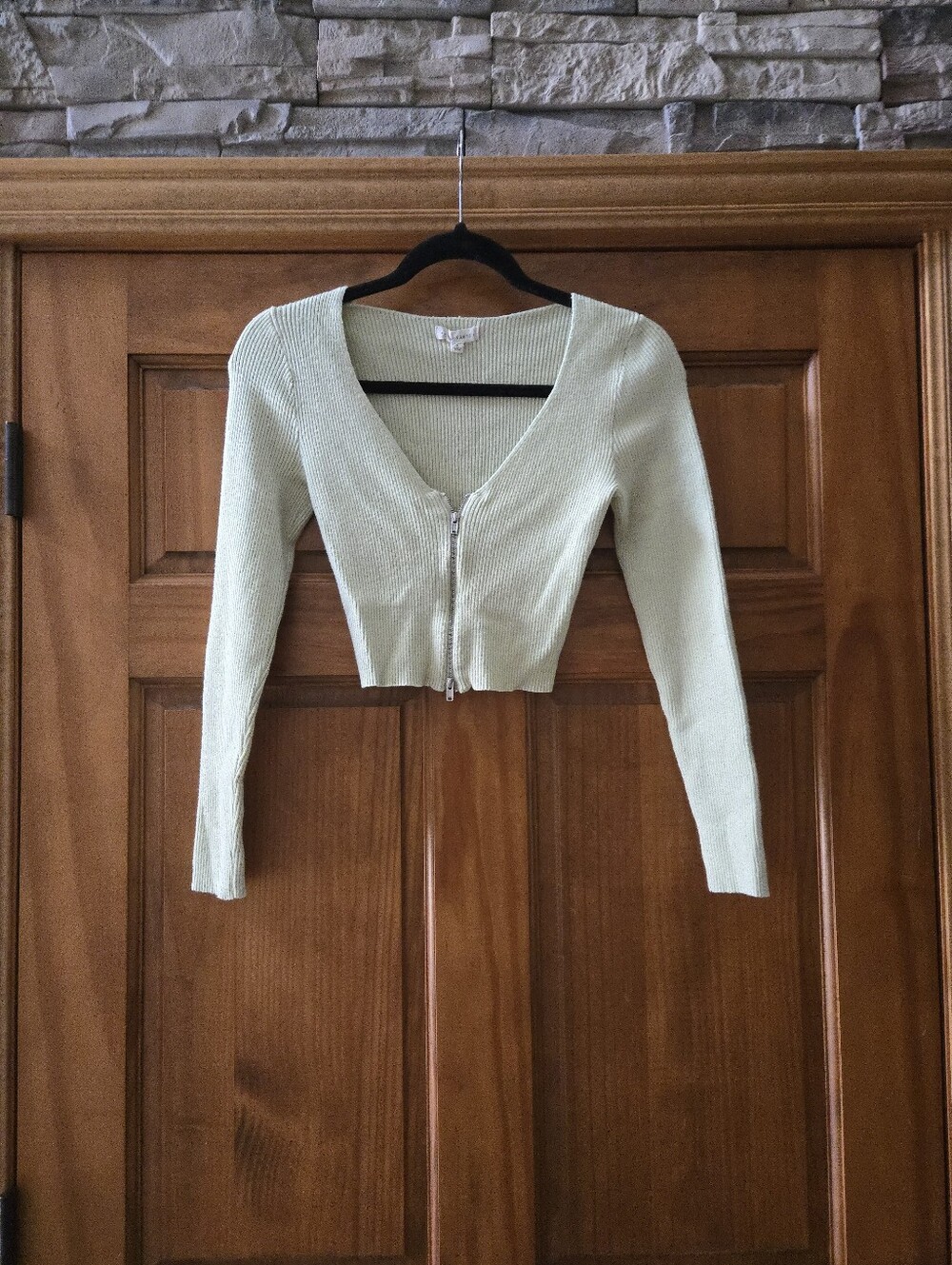LA HEARTS Ribbed Zip-Front Long Sleeve Crop Top - Light Sage Size SM
